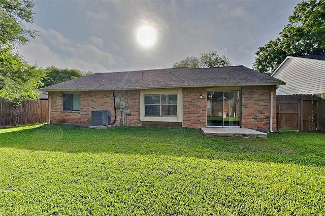 635 Stonewall Drive, Richmond, TX 77469