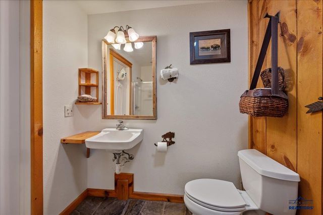 22231 NAHANT RD, Lead, SD 57754