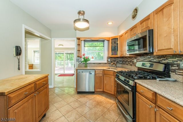 318 Highland Ave, City Of Orange Twp., NJ 07050