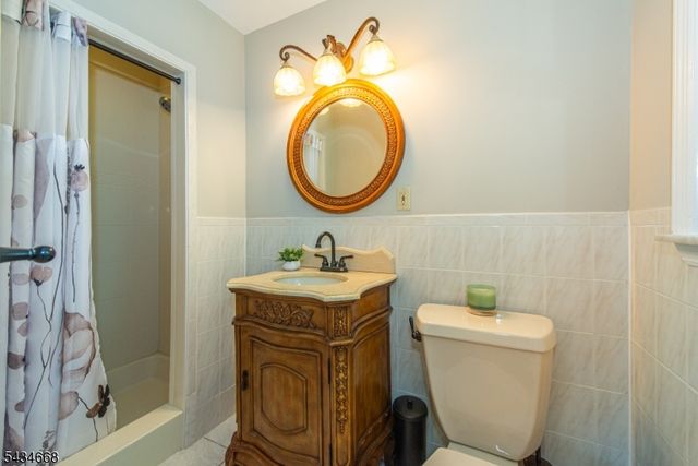 318 Highland Ave, City Of Orange Twp., NJ 07050