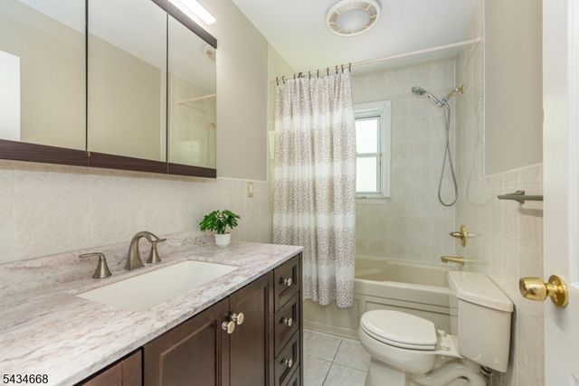 318 Highland Ave, City Of Orange Twp., NJ 07050