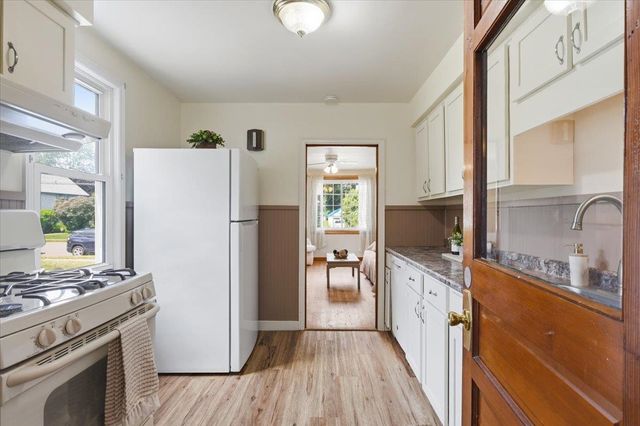 51 Cayuga Court, Burlington, VT 05408
