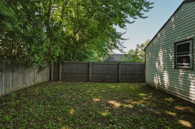 51 Cayuga Court, Burlington, VT 05408