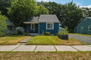 51 Cayuga Court, Burlington, VT 05408