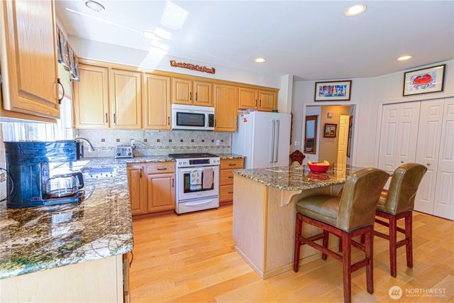 2807 19th Avenue Ct NW, Gig Harbor, WA 98335