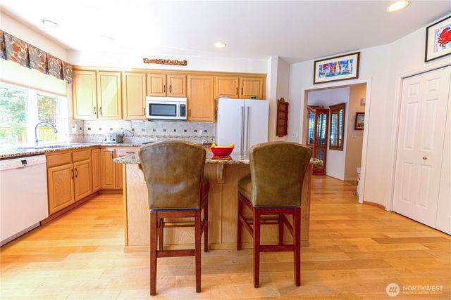 2807 19th Avenue Ct NW, Gig Harbor, WA 98335