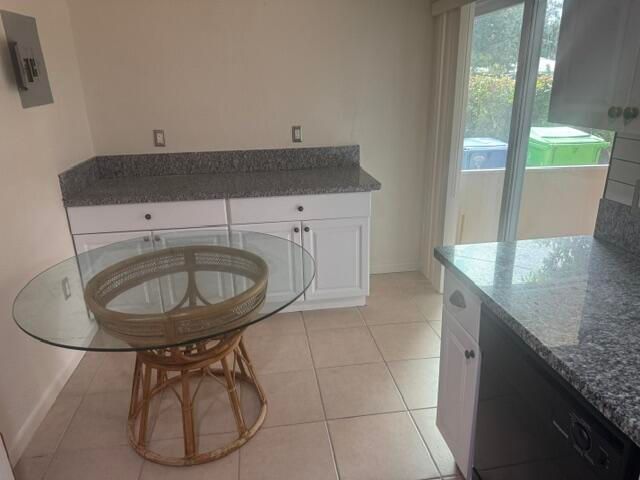 2530 NW 87th Lane, Sunrise, FL 33322
