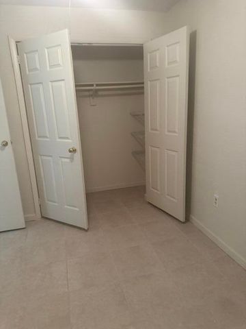 2530 NW 87th Lane, Sunrise, FL 33322