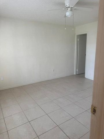2530 NW 87th Lane, Sunrise, FL 33322
