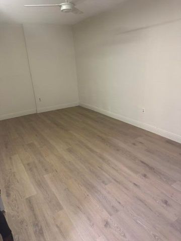 2530 NW 87th Lane, Sunrise, FL 33322