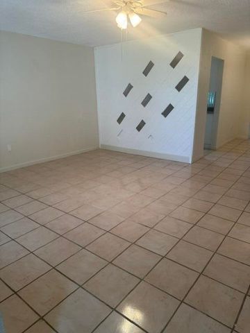 2530 NW 87th Lane, Sunrise, FL 33322