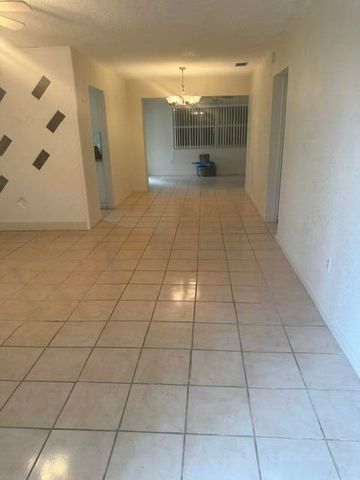 2530 NW 87th Lane, Sunrise, FL 33322