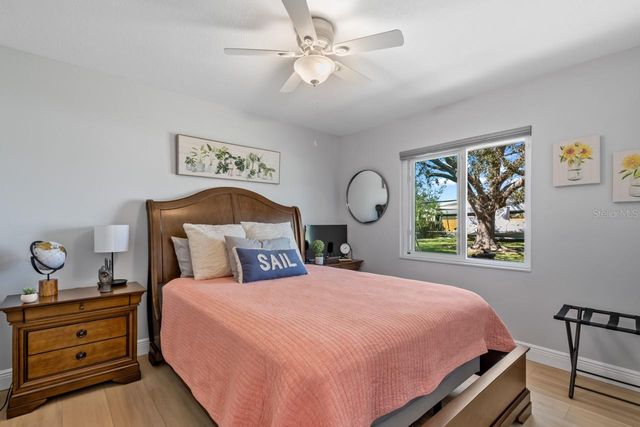 309 11TH STREET SW, Ruskin, FL 33570