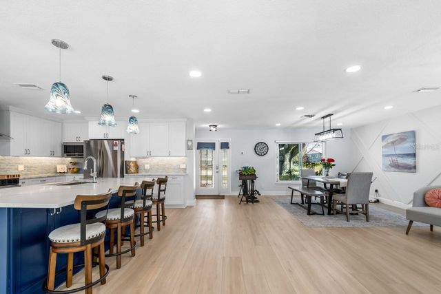 309 11TH STREET SW, Ruskin, FL 33570