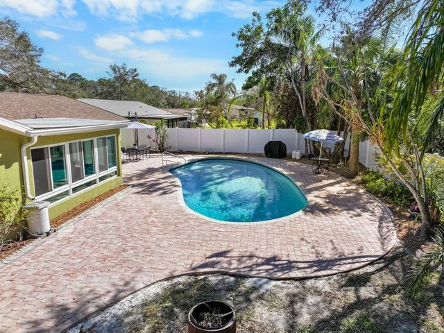 309 11TH STREET SW, Ruskin, FL 33570