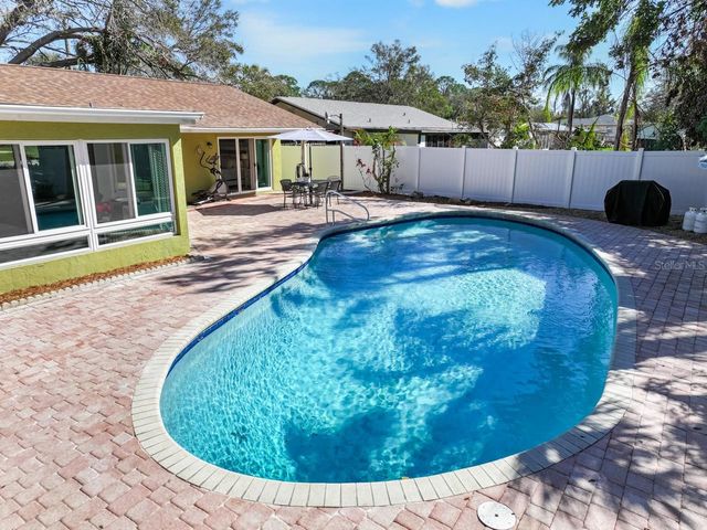 309 11TH STREET SW, Ruskin, FL 33570