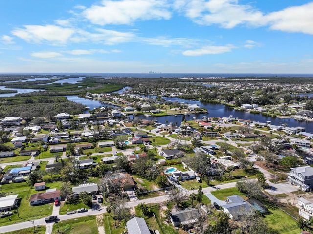 309 11TH STREET SW, Ruskin, FL 33570