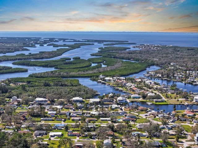 309 11TH STREET SW, Ruskin, FL 33570