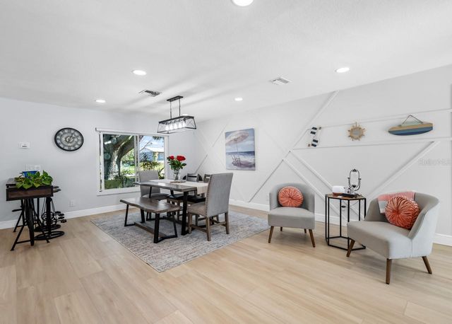 309 11TH STREET SW, Ruskin, FL 33570