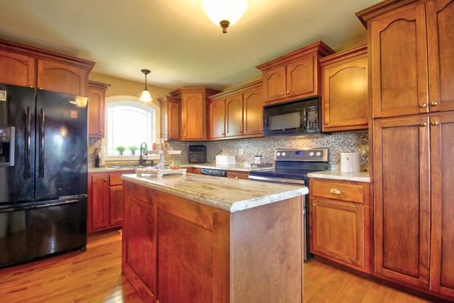 882 Roy Dugger Road, London, KY 40741