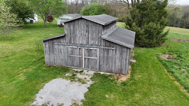 882 Roy Dugger Road, London, KY 40741