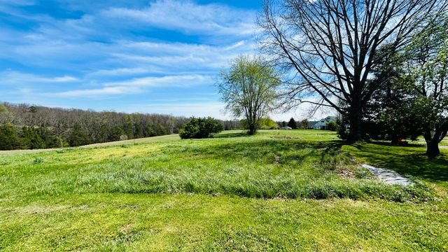882 Roy Dugger Road, London, KY 40741