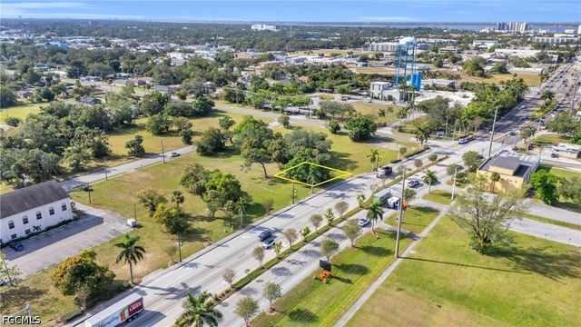 2726 Dr Martin Luther King Jr BLVD, Fort Myers, FL 33916