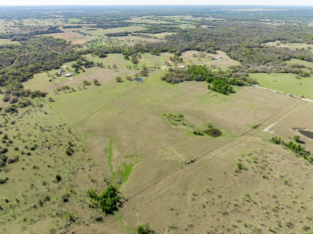 3713 County Road 386, Marquez, TX 77865