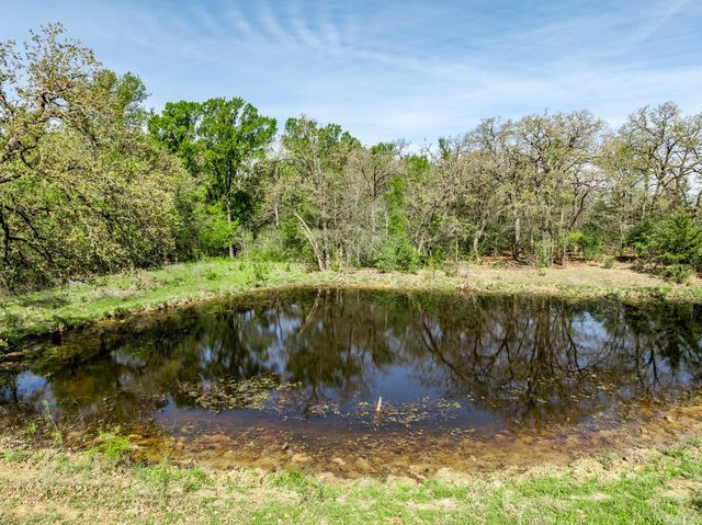 3713 County Road 386, Marquez, TX 77865