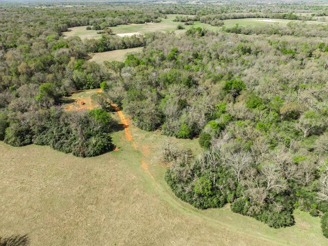 3713 County Road 386, Marquez, TX 77865