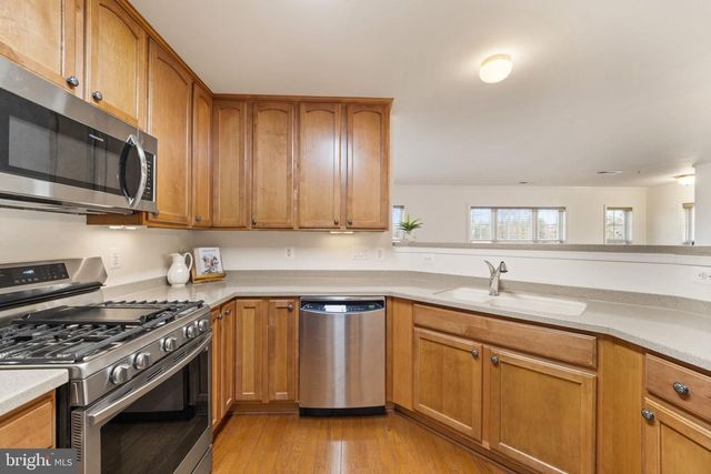 11241 WORTHAM CREST CIR, Manassas, VA 20109
