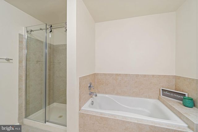 11241 WORTHAM CREST CIR, Manassas, VA 20109