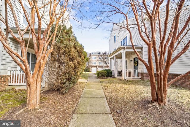 11241 WORTHAM CREST CIR, Manassas, VA 20109