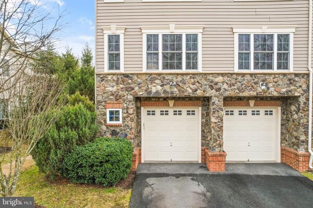 11241 WORTHAM CREST CIR, Manassas, VA 20109