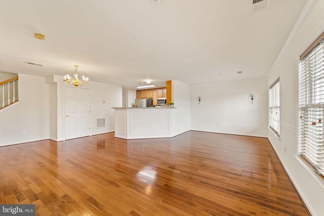 11241 WORTHAM CREST CIR, Manassas, VA 20109