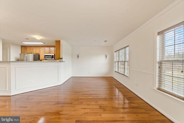 11241 WORTHAM CREST CIR, Manassas, VA 20109