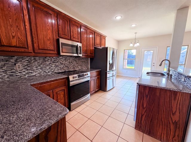 1217 Maverick Lane, Royse City, TX 75189