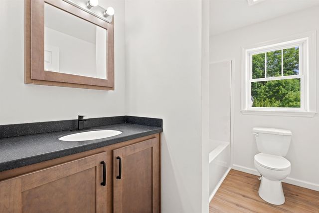 28 Cottage Place, Ashland, NH 03217