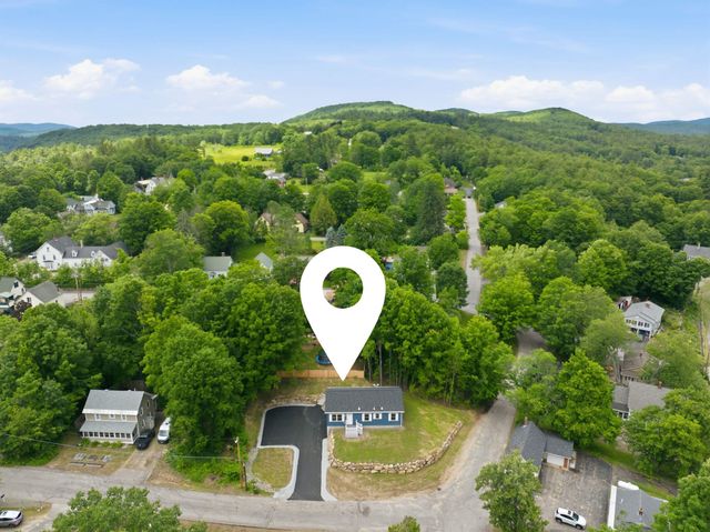 28 Cottage Place, Ashland, NH 03217