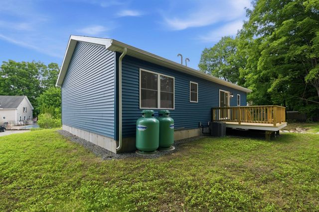 28 Cottage Place, Ashland, NH 03217