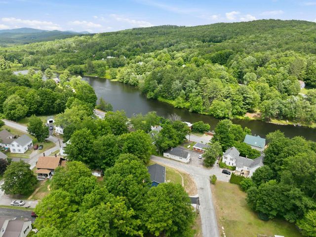 28 Cottage Place, Ashland, NH 03217