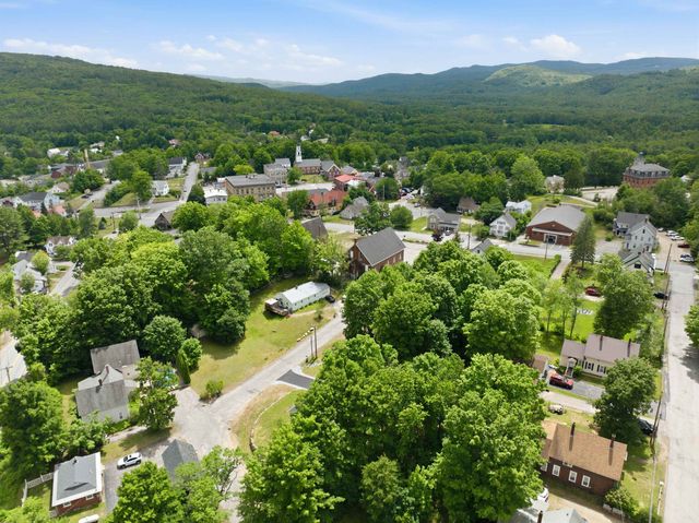 28 Cottage Place, Ashland, NH 03217