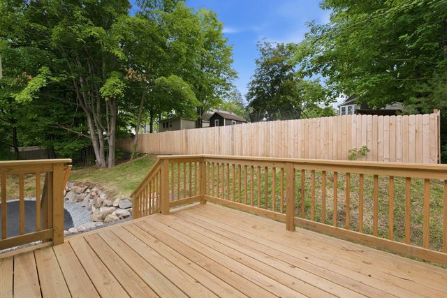 28 Cottage Place, Ashland, NH 03217