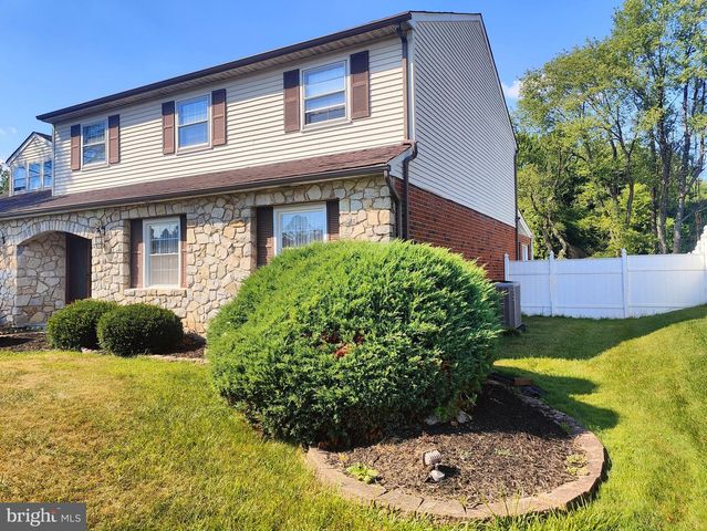 1881 AUGUST DR, Huntingdon Valley, PA 19006