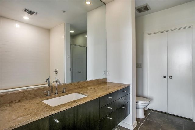 2323 N Houston Street 516, Dallas, TX 75219