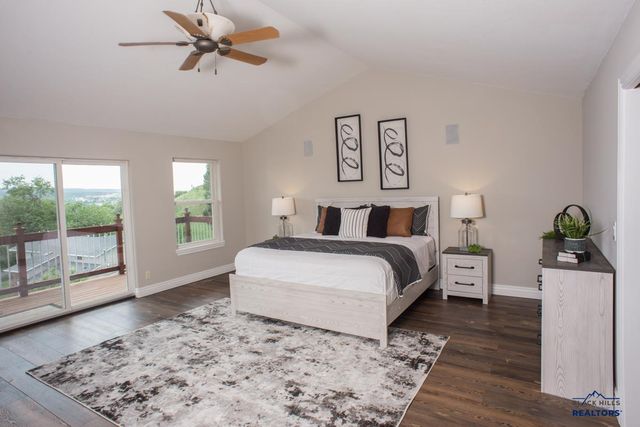 2330 ARROYO CT, Rapid City, SD 57702