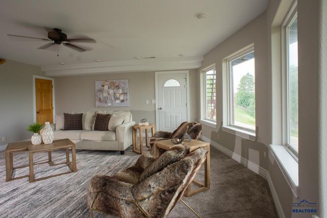 2330 ARROYO CT, Rapid City, SD 57702