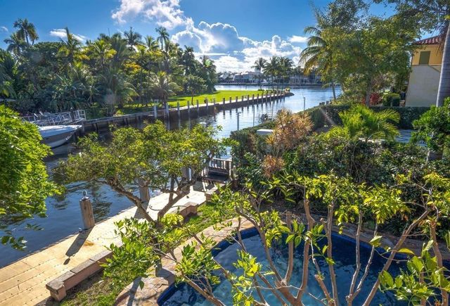 516 Bontona Avenue, Fort Lauderdale, FL 33301