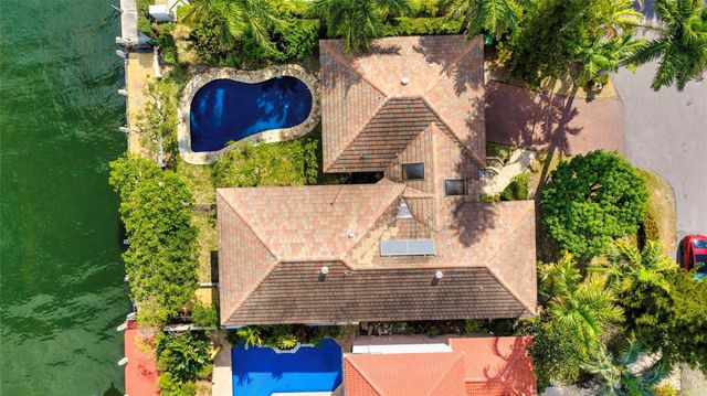 516 Bontona Avenue, Fort Lauderdale, FL 33301