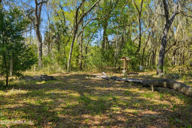 596 FL-20, Palatka, FL 32177